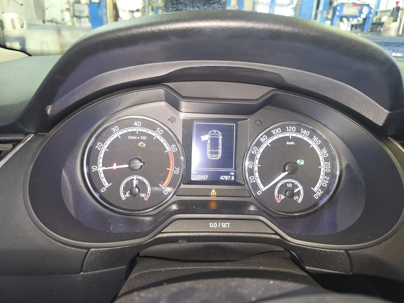 Kontrolka check engine była punktem wyjścia do odczytu błędów wypadania zapłonu.